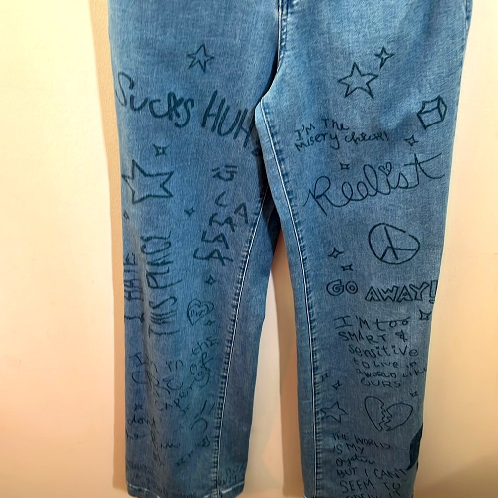✨🆕BNWT!SOLD OUT!Dolls Kill X Daria Wide Legged Jeans! Sz Small!NEVER WORN!RARE✨ - Picture 2 of 16